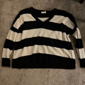 V neck striped sweater